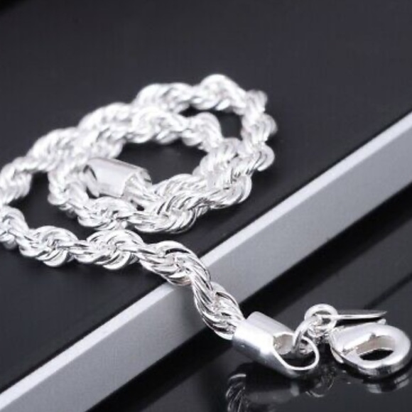 1 LEFT 💕 8” TWIST SILVER STAINLESS STEEL BRACELET - Picture 7 of 7